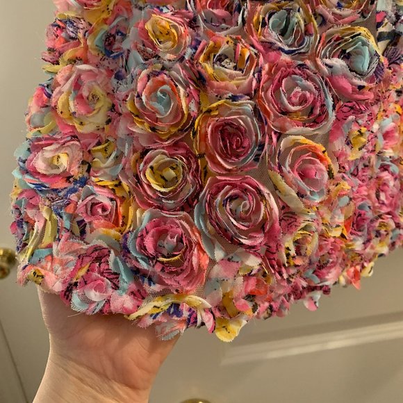 Textured Midi Length Rose-Effect Skirt - Picture 4 of 4